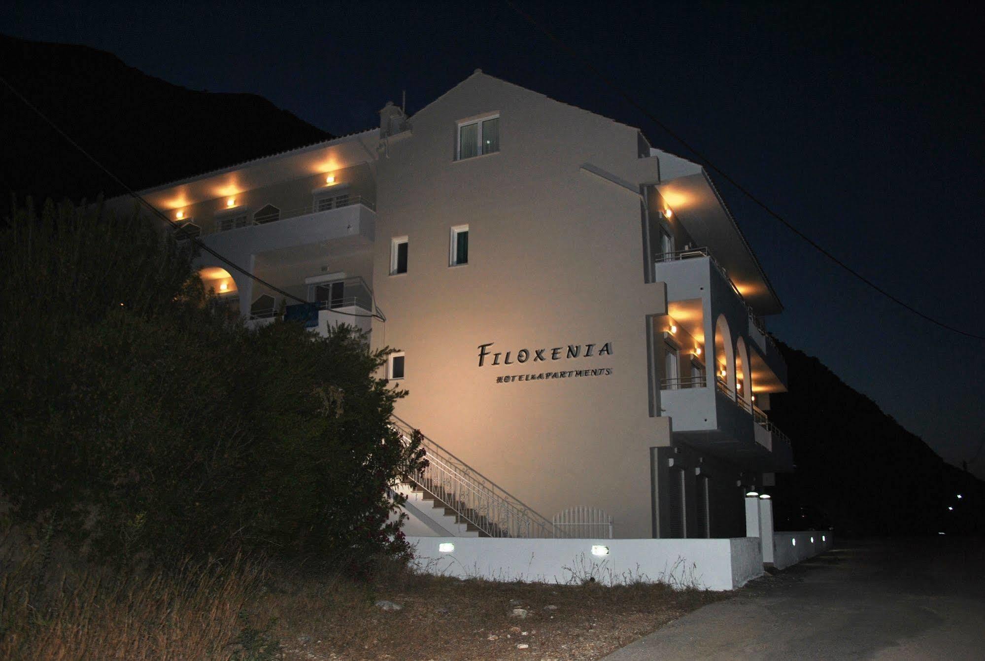 Filoxenia Hotel & Apartments Poros  Екстериор снимка